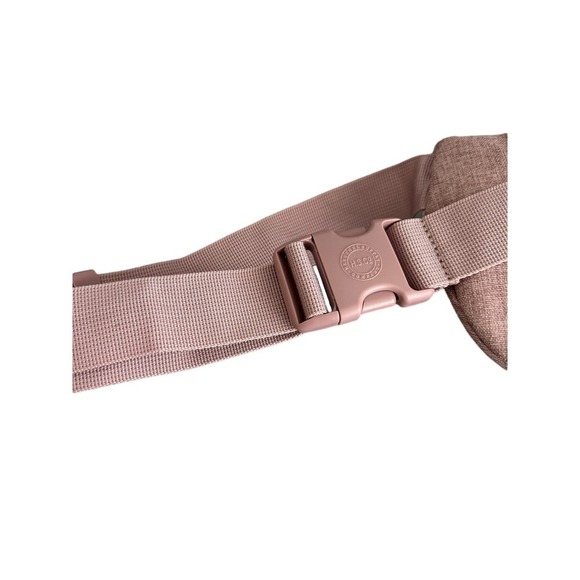 New Herschel Supply Co Fanny Pack Mini in Ash Rose - Picture 5 of 5